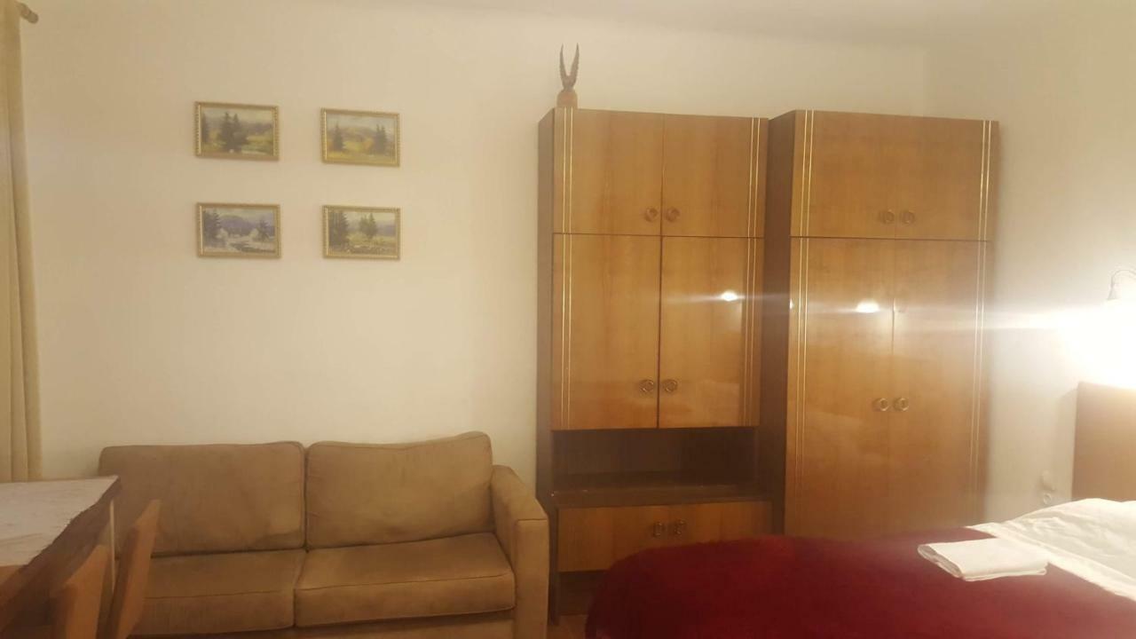טרוסקבץ Room In An Old House מראה חיצוני תמונה